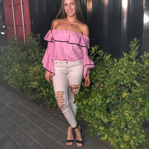 Meet your Posher, Dhalia